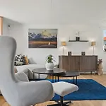 Kb Reinholmen House With Sauna بولستاد