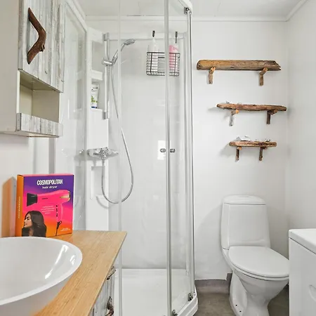 Dom wakacyjny Kb Reinholmen House